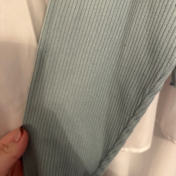 American Eagle Ribbed Long Sleeve Top - Picture 2 of 2